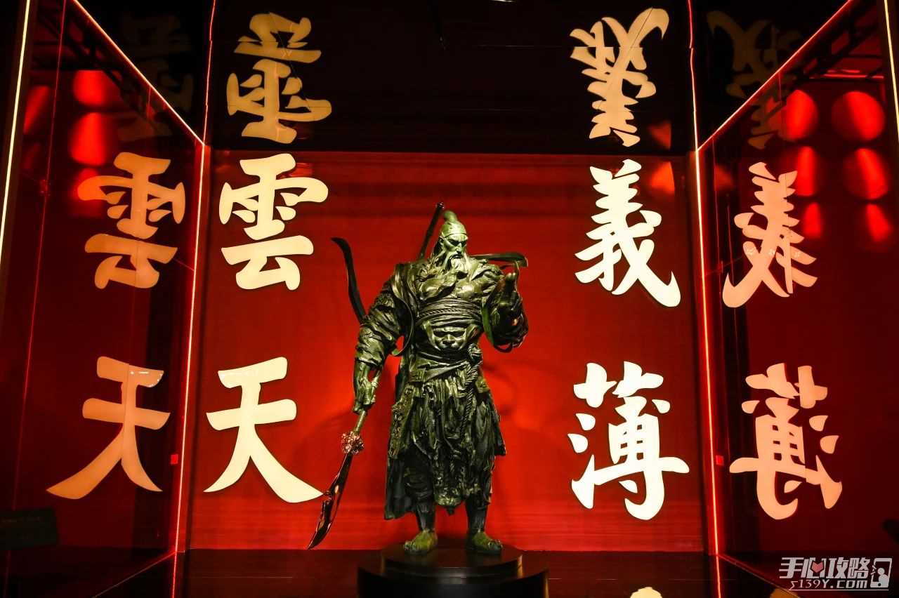 英雄贺新春·祥瑞现武侯！《英雄杀》亮相2024武侯祠成都大庙会